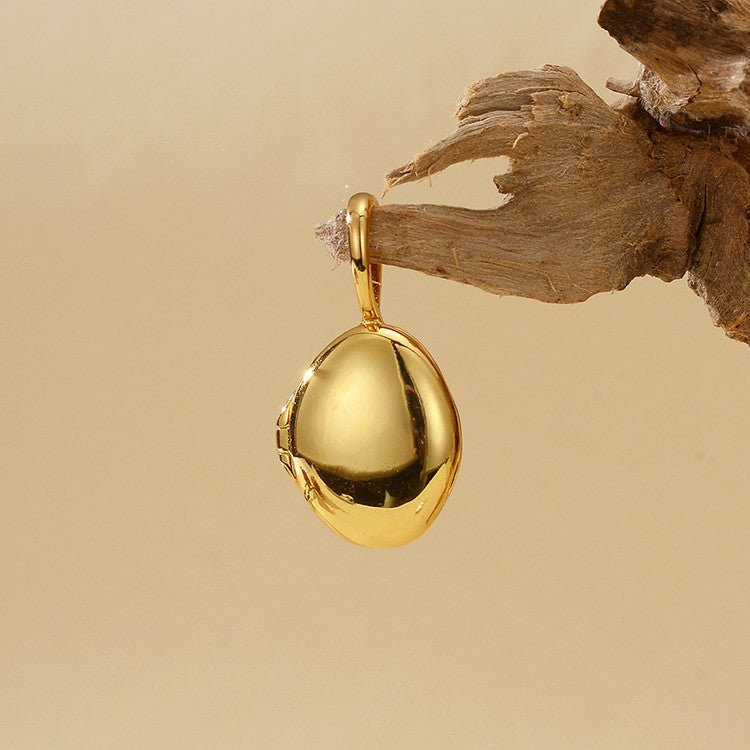 JUSSAN Luxe Sterling Silver Necklace
