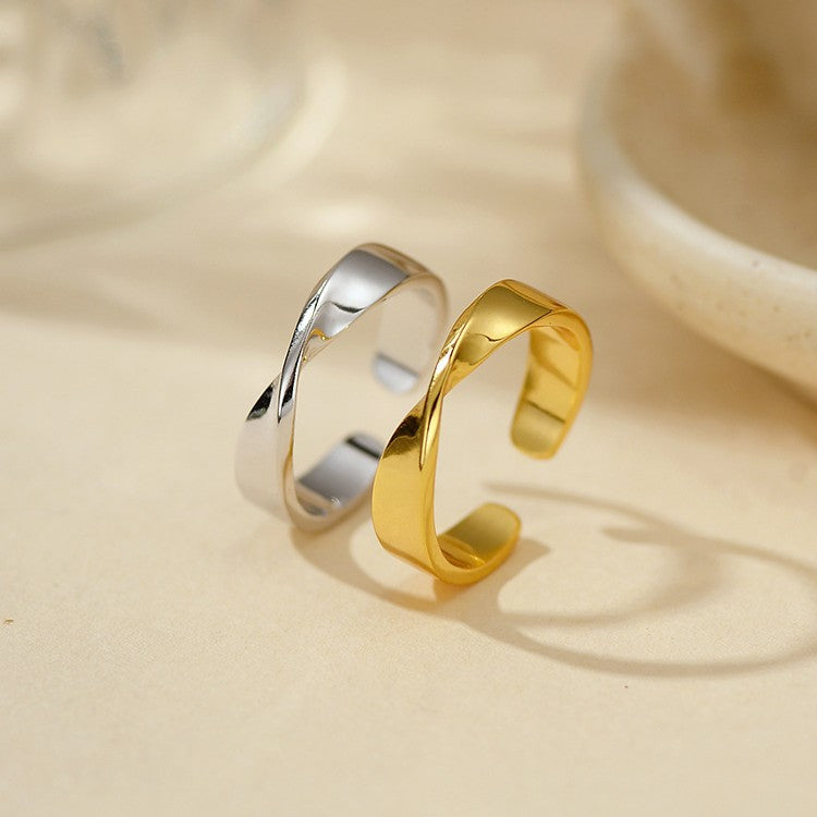 JUSSAN Minimal Luxe Sterling Silver Ring