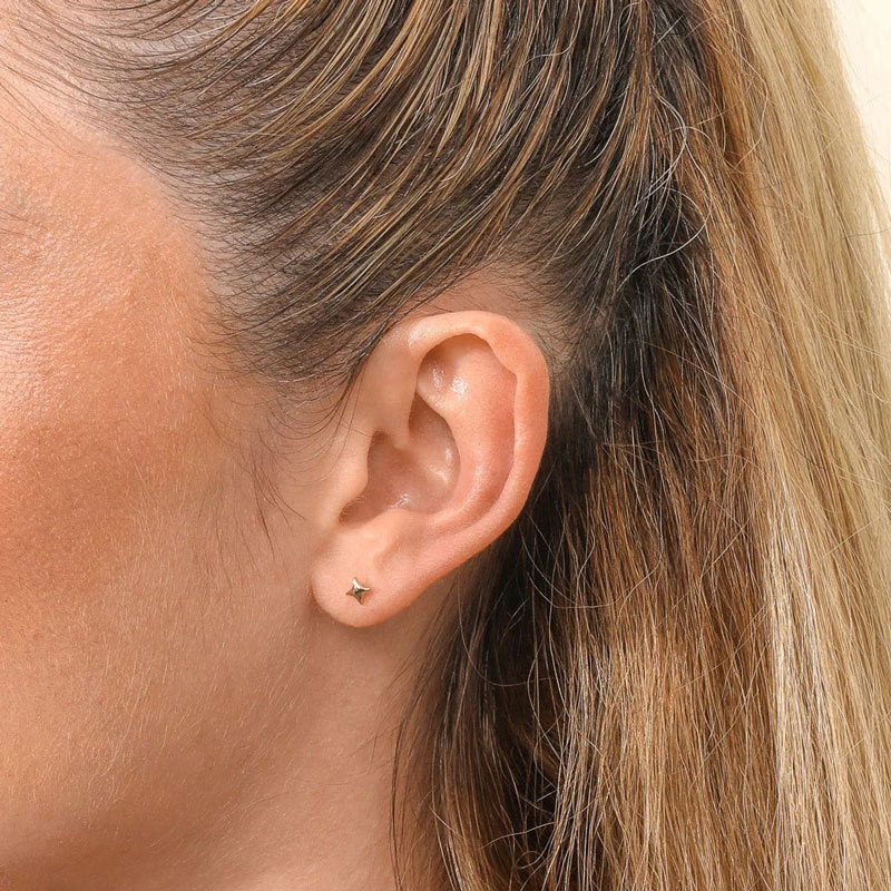 JUSSAN Star Minimal Sterling Silver Earrings