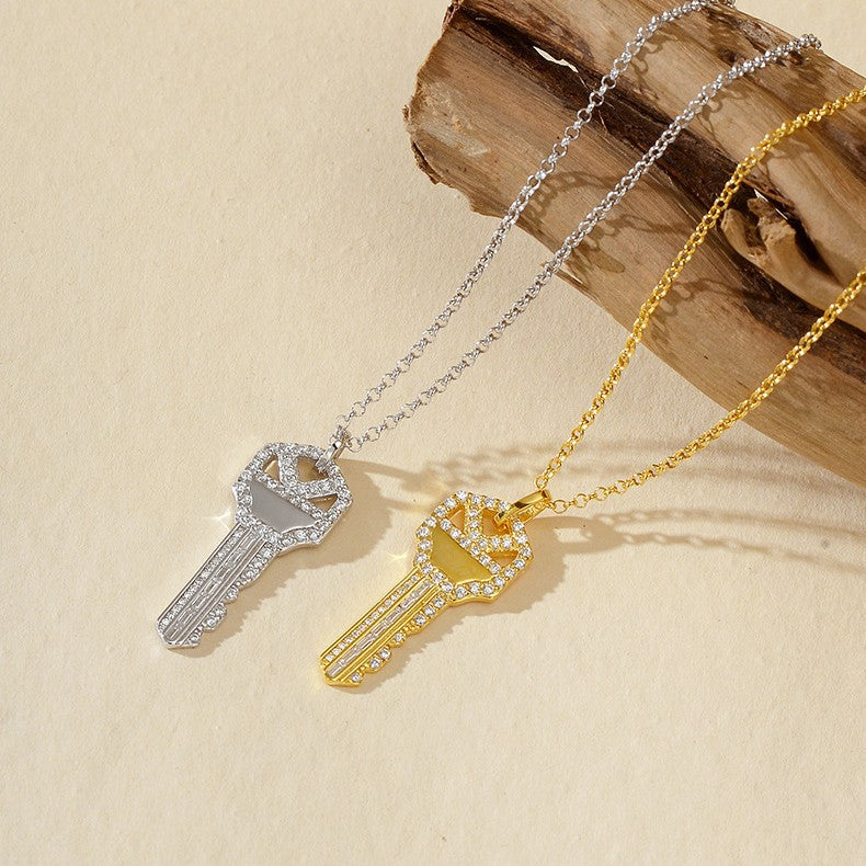JUSSAN Pave Pendant Luxe Sterling Silver Necklace