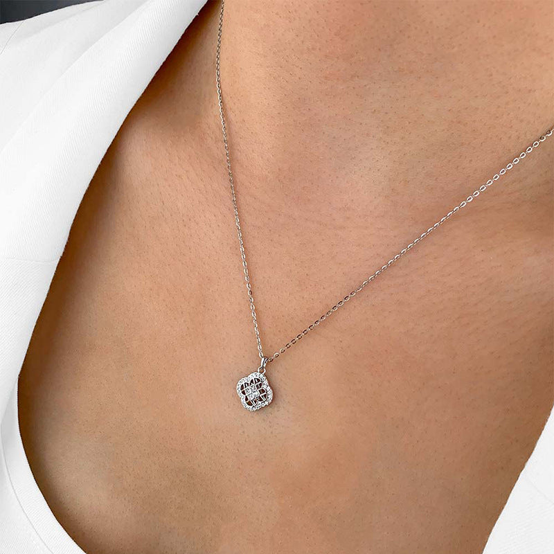 JUSSAN Clover Luxe Sterling Silver Necklace