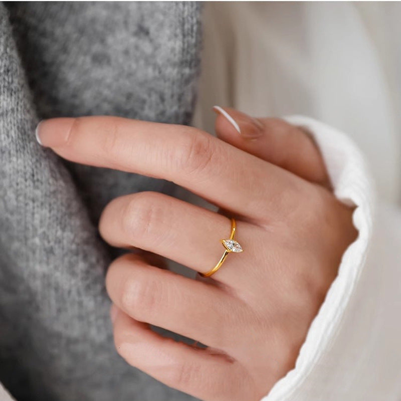 JUSSAN Pave Minimal Sterling Silver Ring