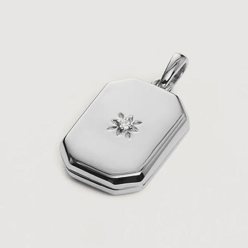 JUSSAN Star Pendant Minimal Silver Earrings