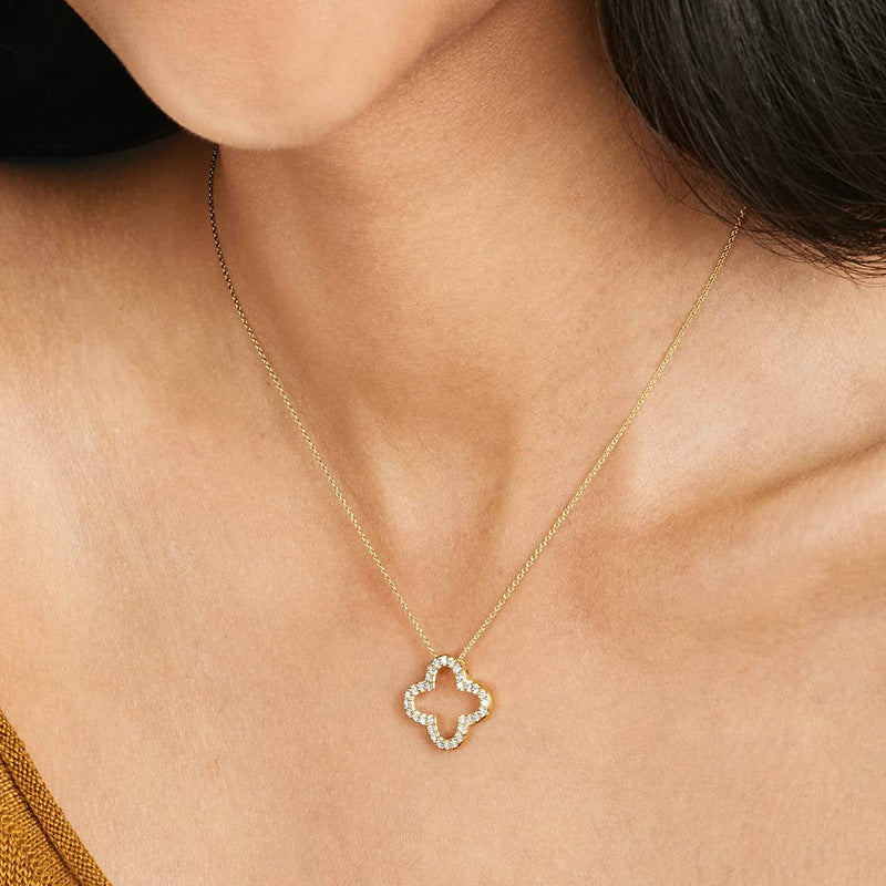 JUSSAN Clover Pave Luxe Sterling Silver Necklace