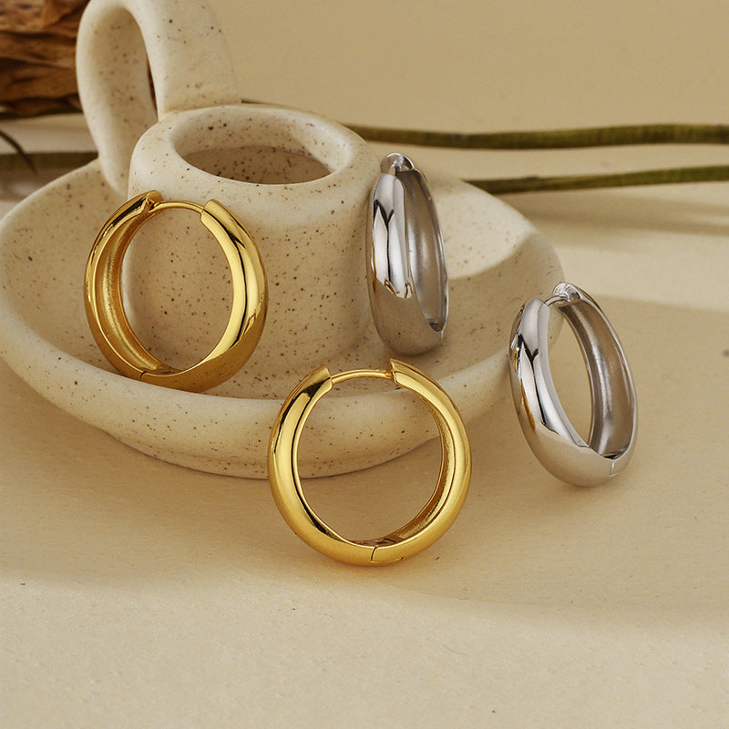 JUSSAN Hoop Minimal Luxe Sterling Silver Earrings