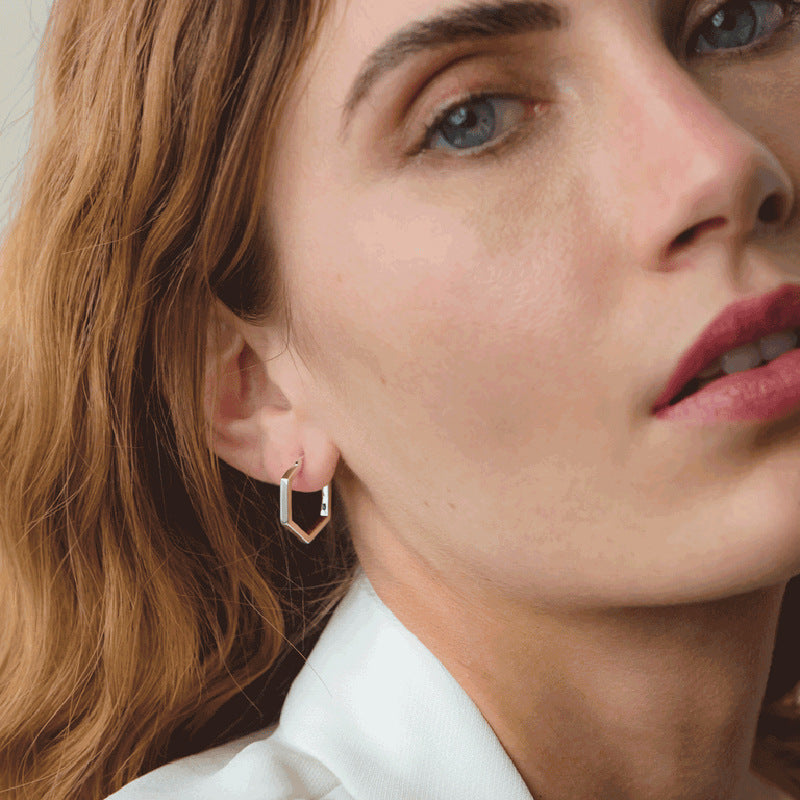 JUSSAN Minimal Sterling Silver Earrings